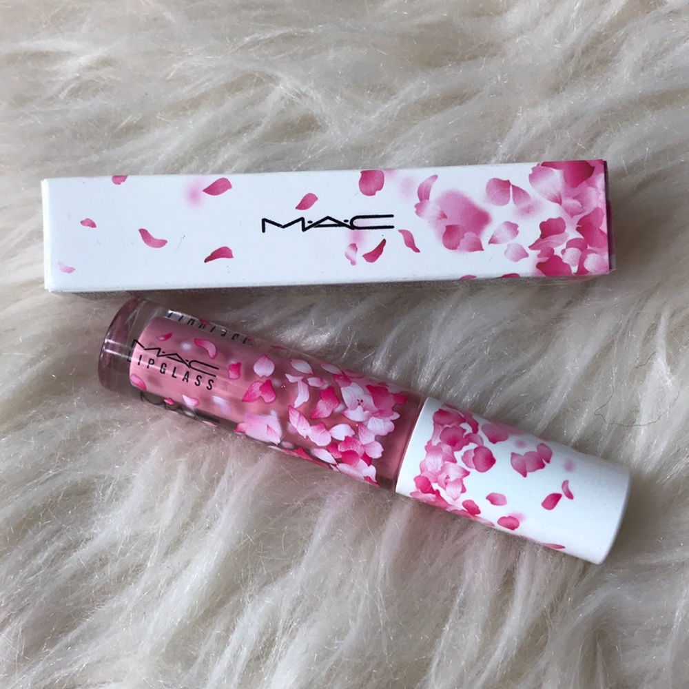 Mac Lipglass -Pink-a-boo